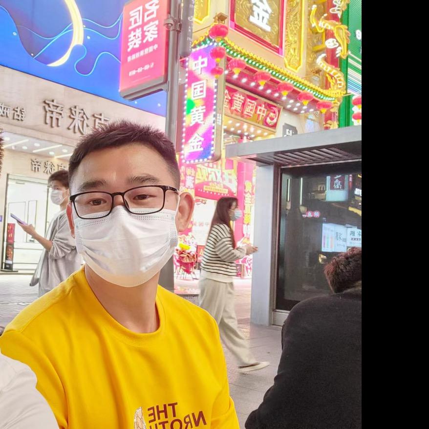 杨多多
