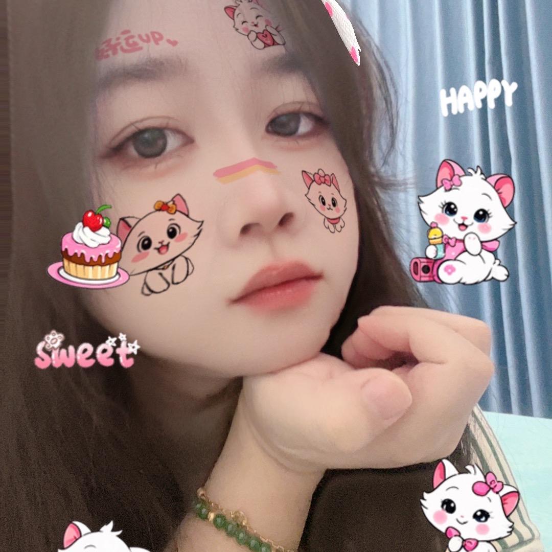 Chᗜenᥫᩣ 吃嗯陈