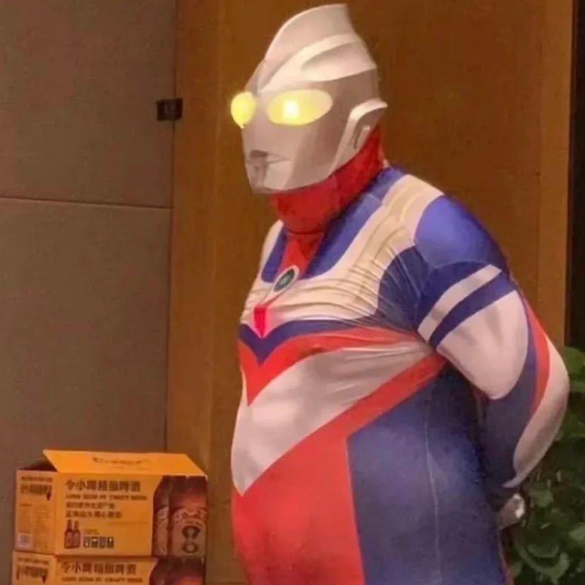 𝗖𝗼𝘄𝗵𝗼𝗿𝘀𝗲   ·