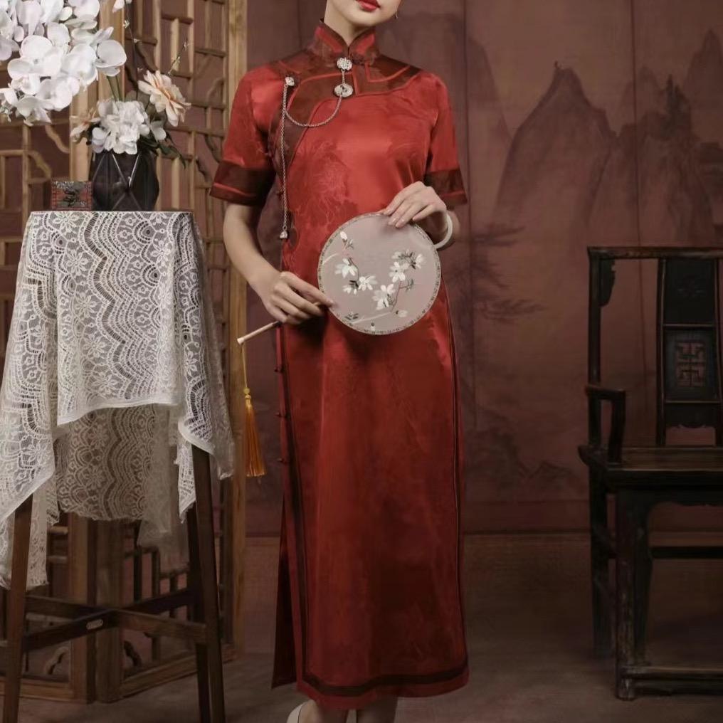 彤玥坊女装