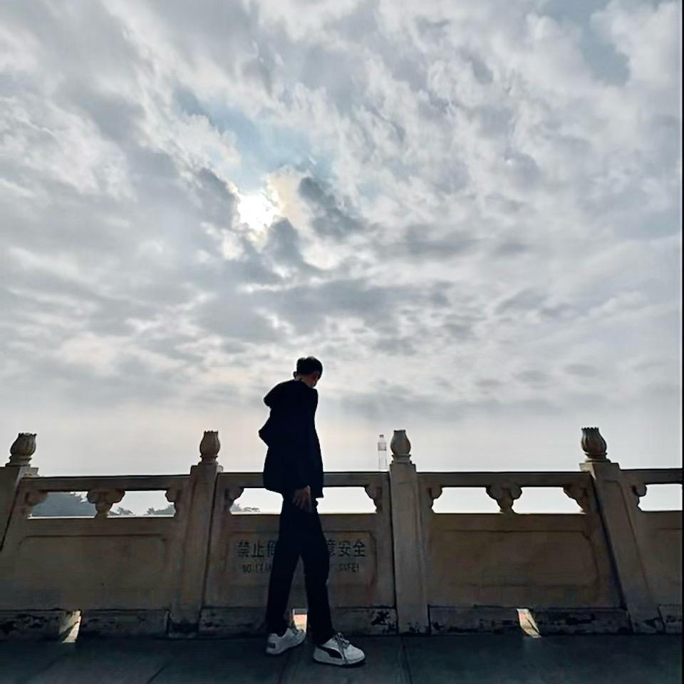 doeshuo＿⁰⁷