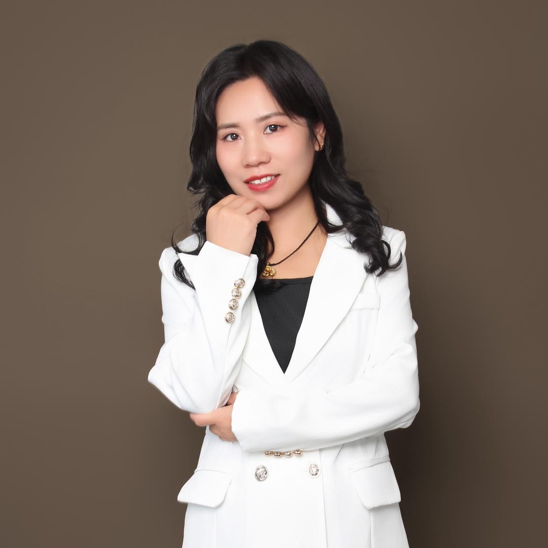 李溪镇育才幼儿园袁园长