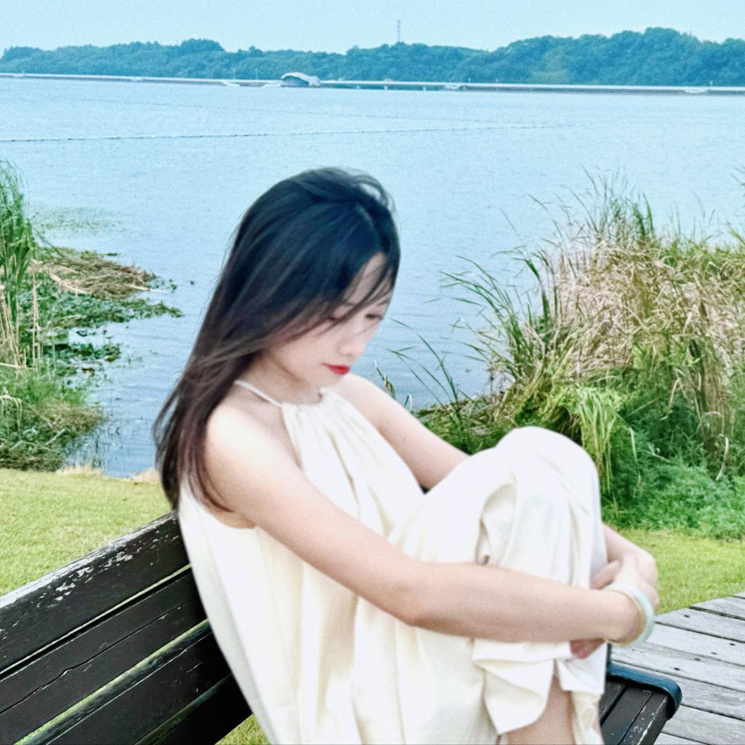 请叫我大琳子。