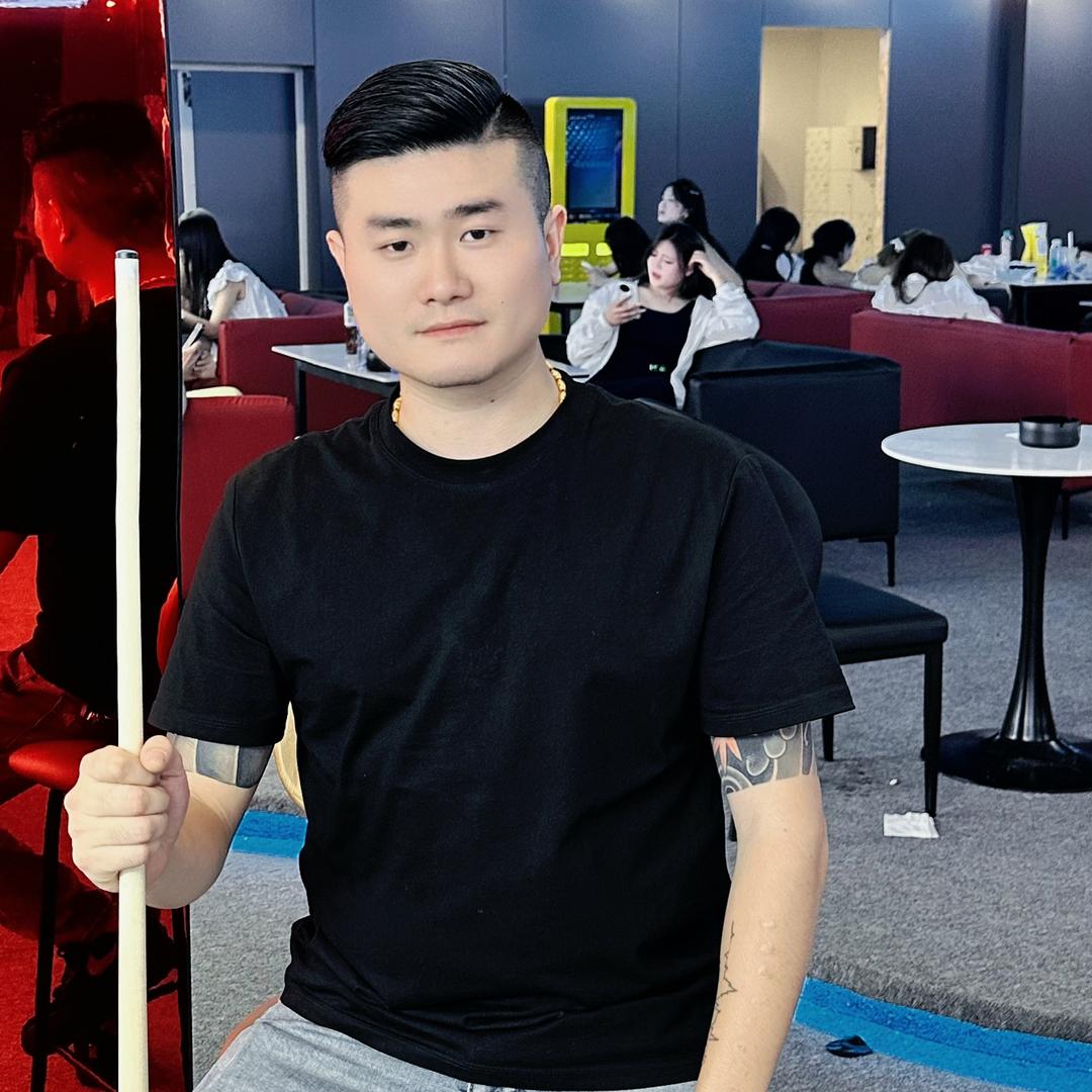 一把火🔥小跟班。