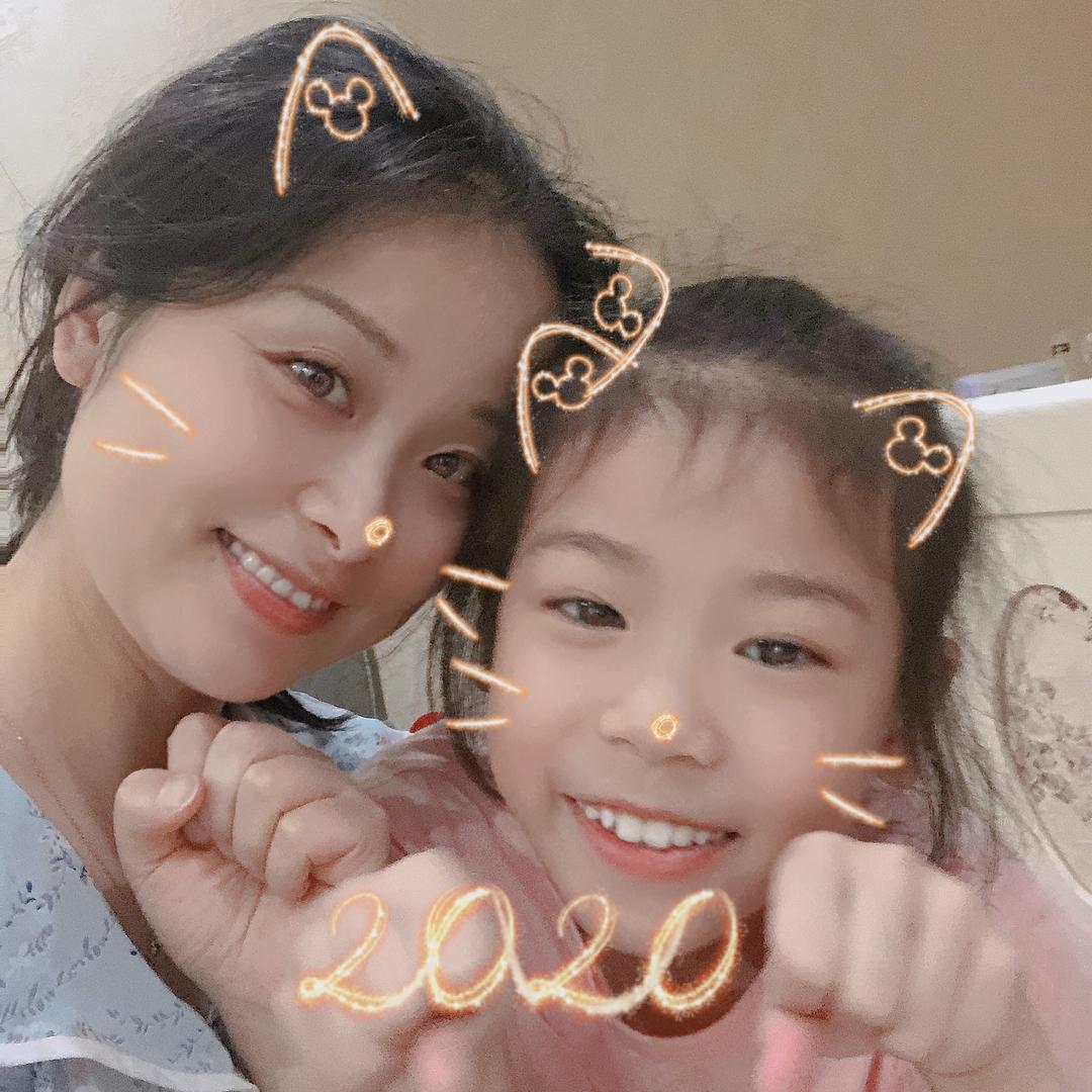 Hjcz👨‍👩‍👧