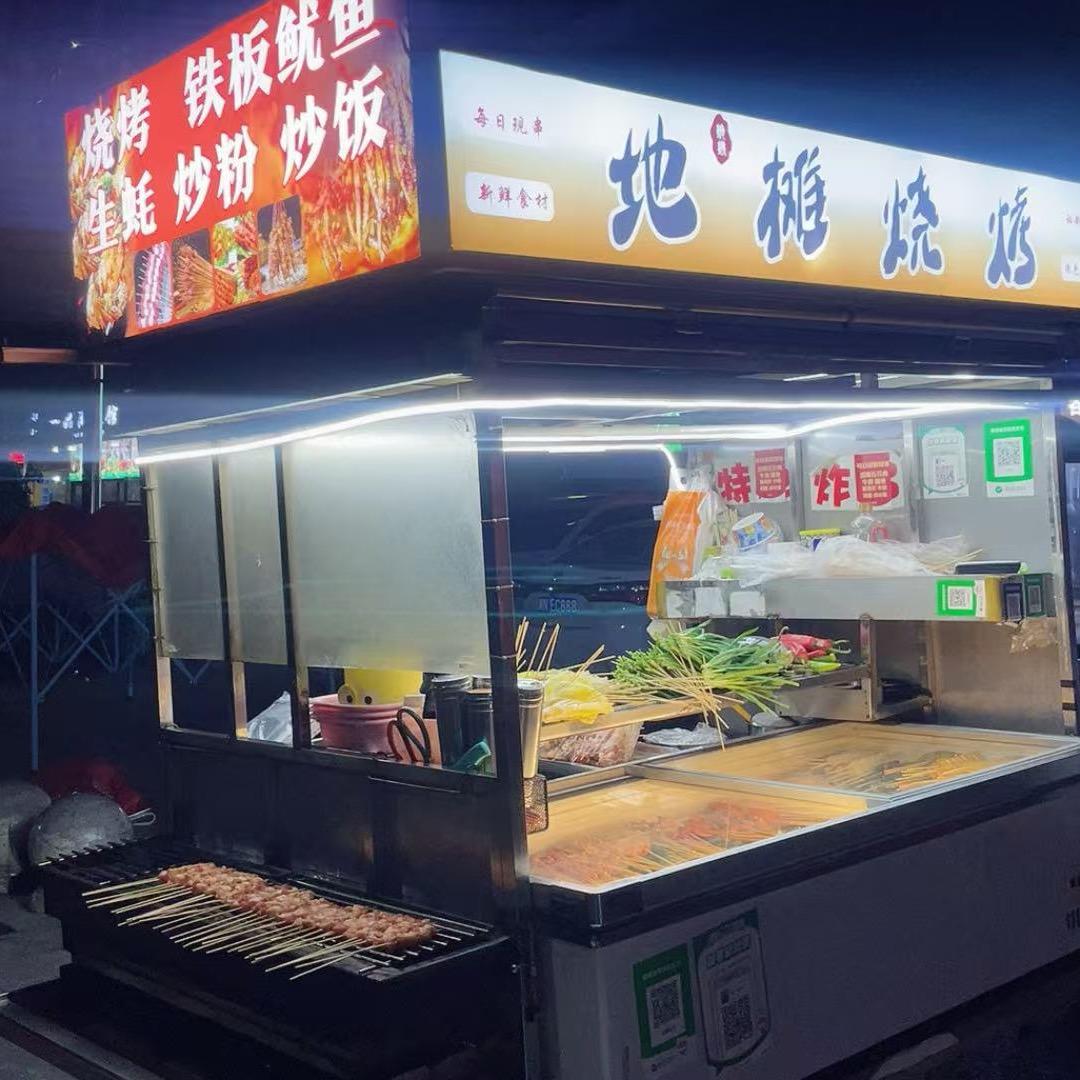 地摊烧烤🍗招牌五花肉嫩牛肉