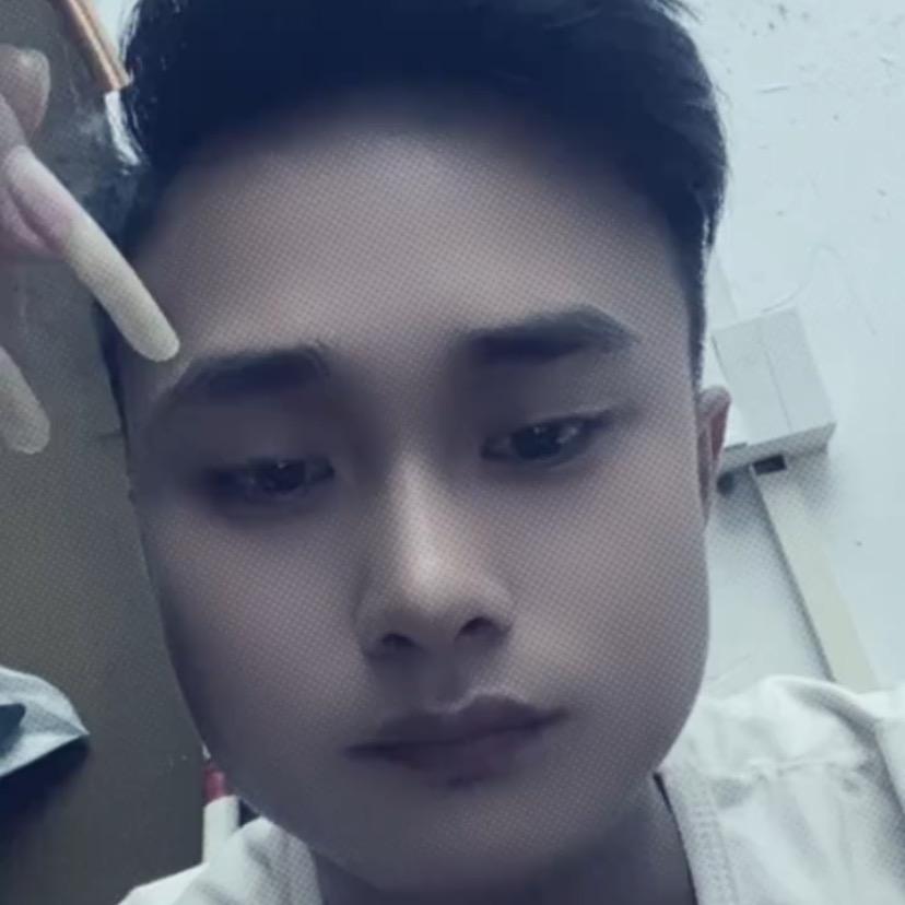 强 哥