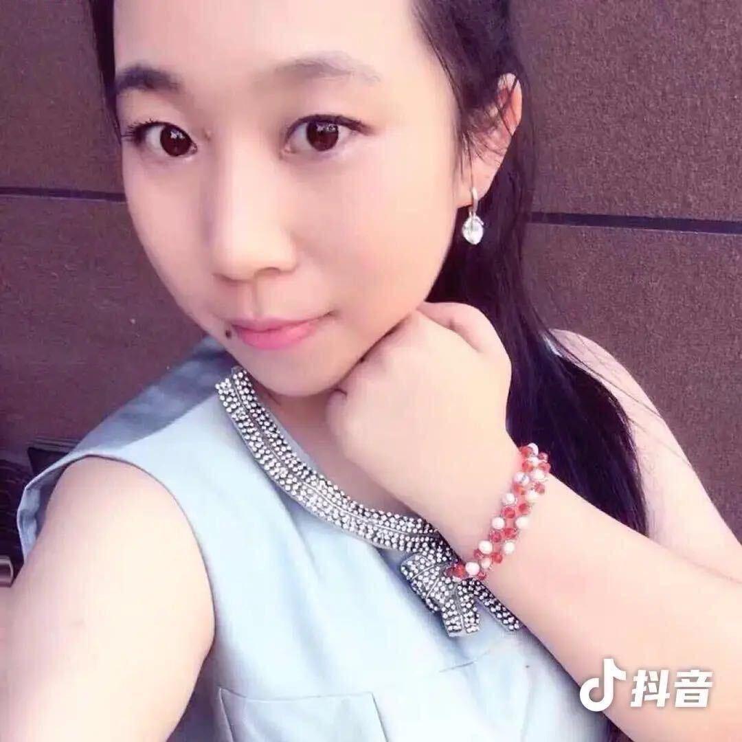 东亚种业田媛