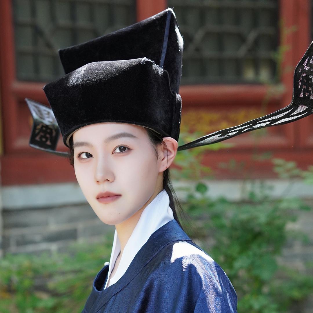 三馒居士