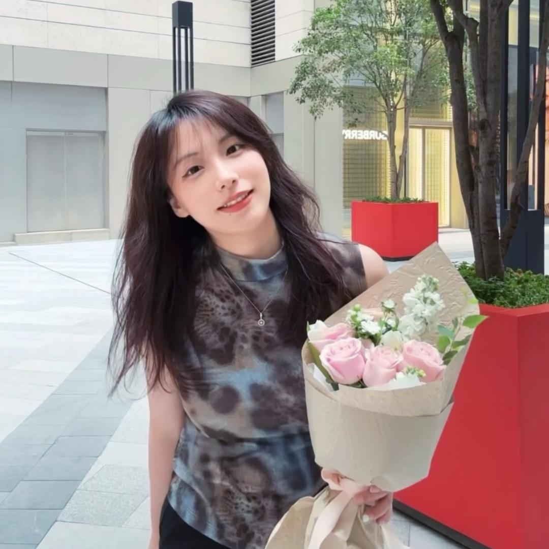 满舰饰真子