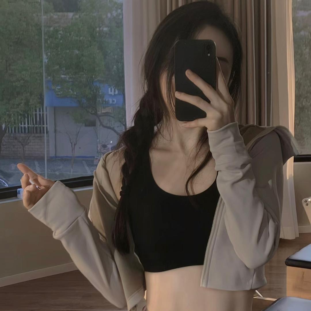 聊赠一枝春