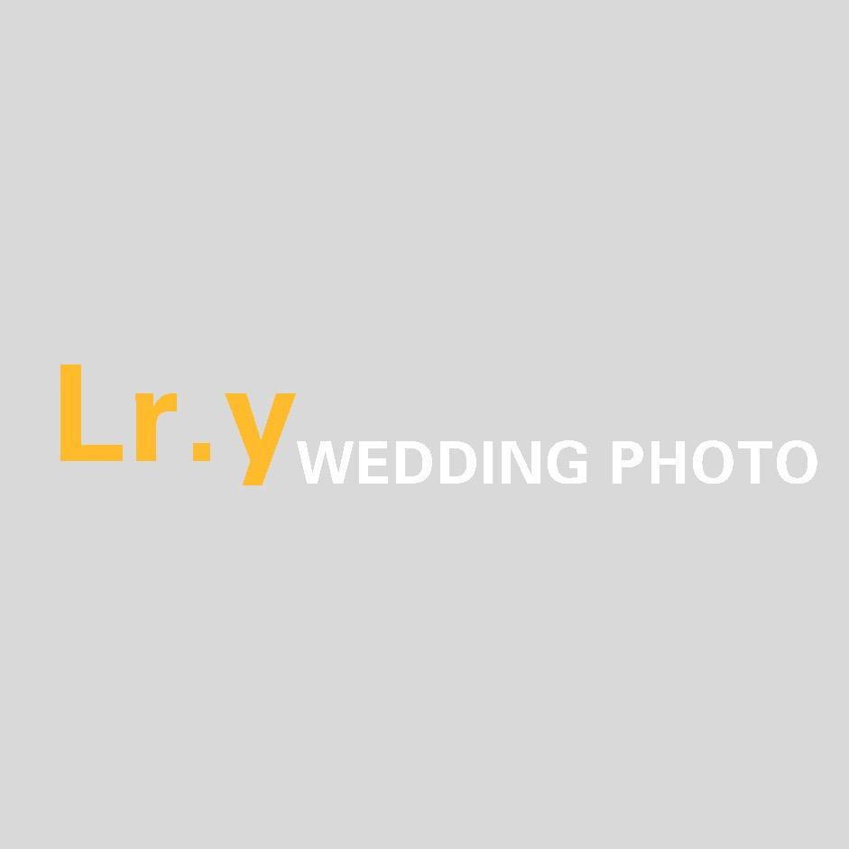 Lr. Y  /前年会飞的摄影师