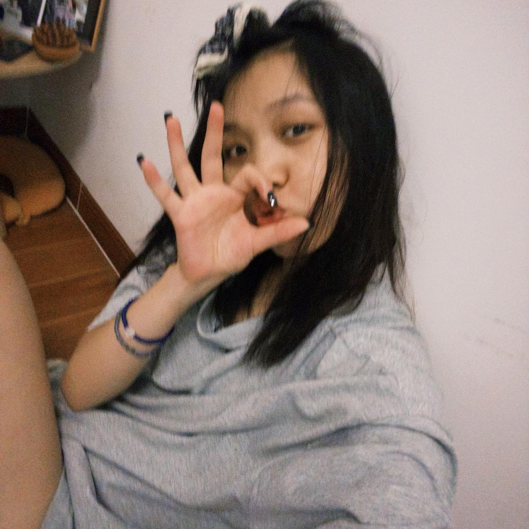 上辈子作恶多端这辈子上班👾