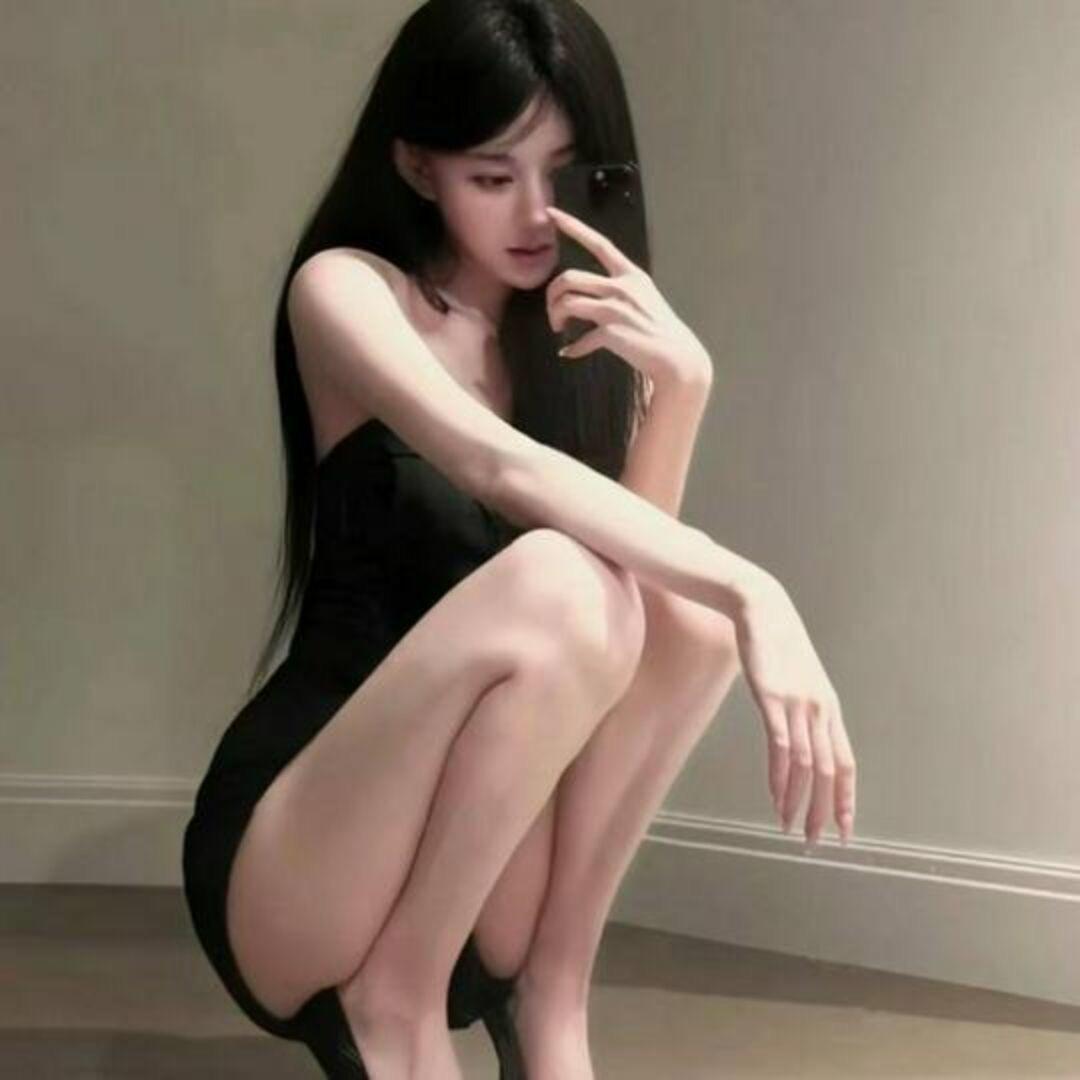 凌晨四点偷吃亡夫贡品