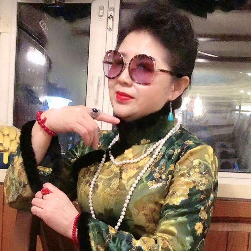 百玲复古服装行个体店