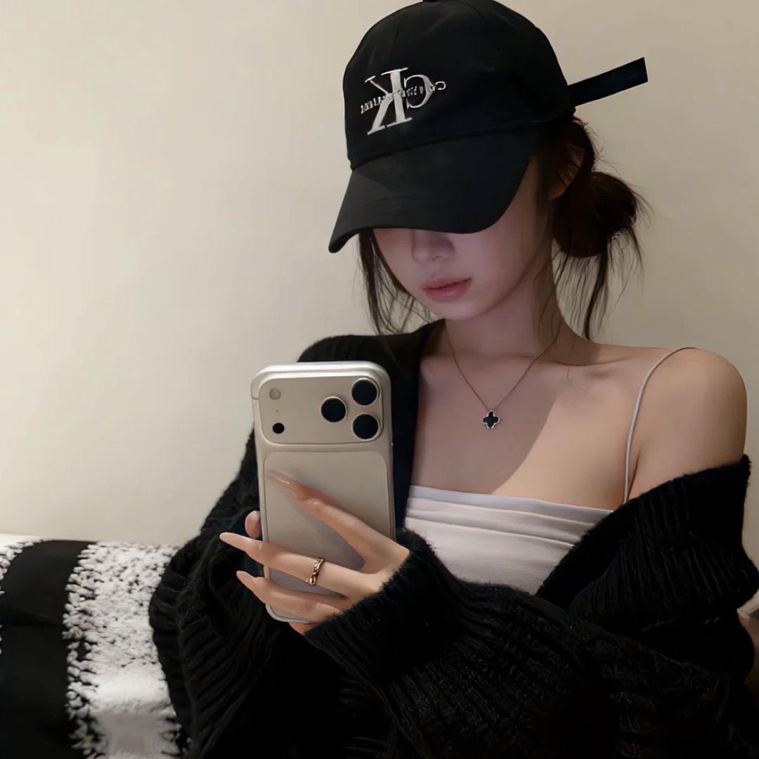 󠀀小张