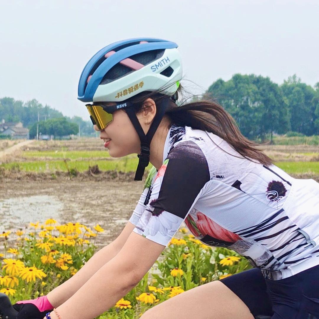 PP和小红的骑行日记