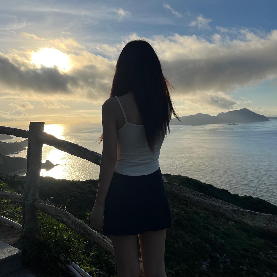 嘉嘉妮-