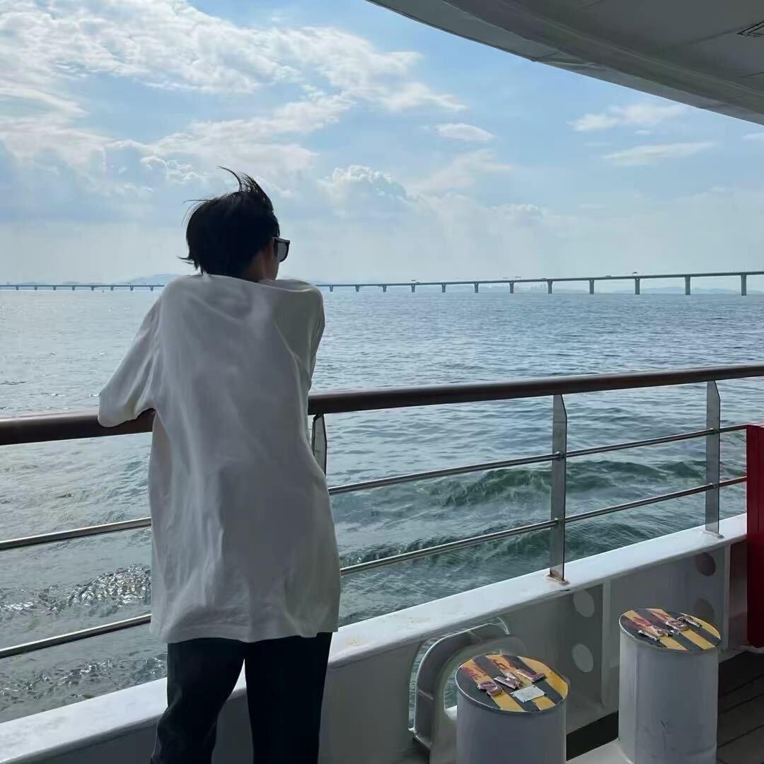 悲伤的回锅又