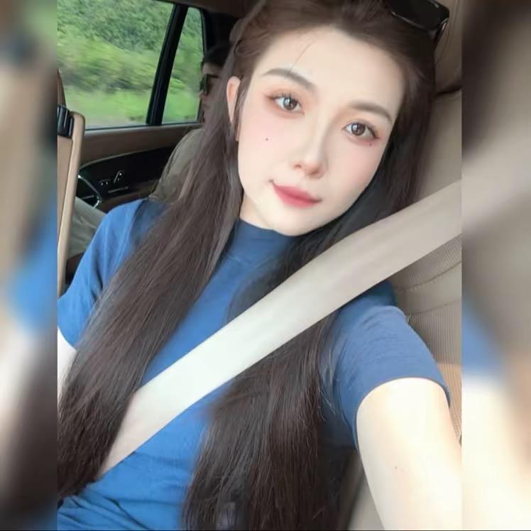 襄县C位精品女装