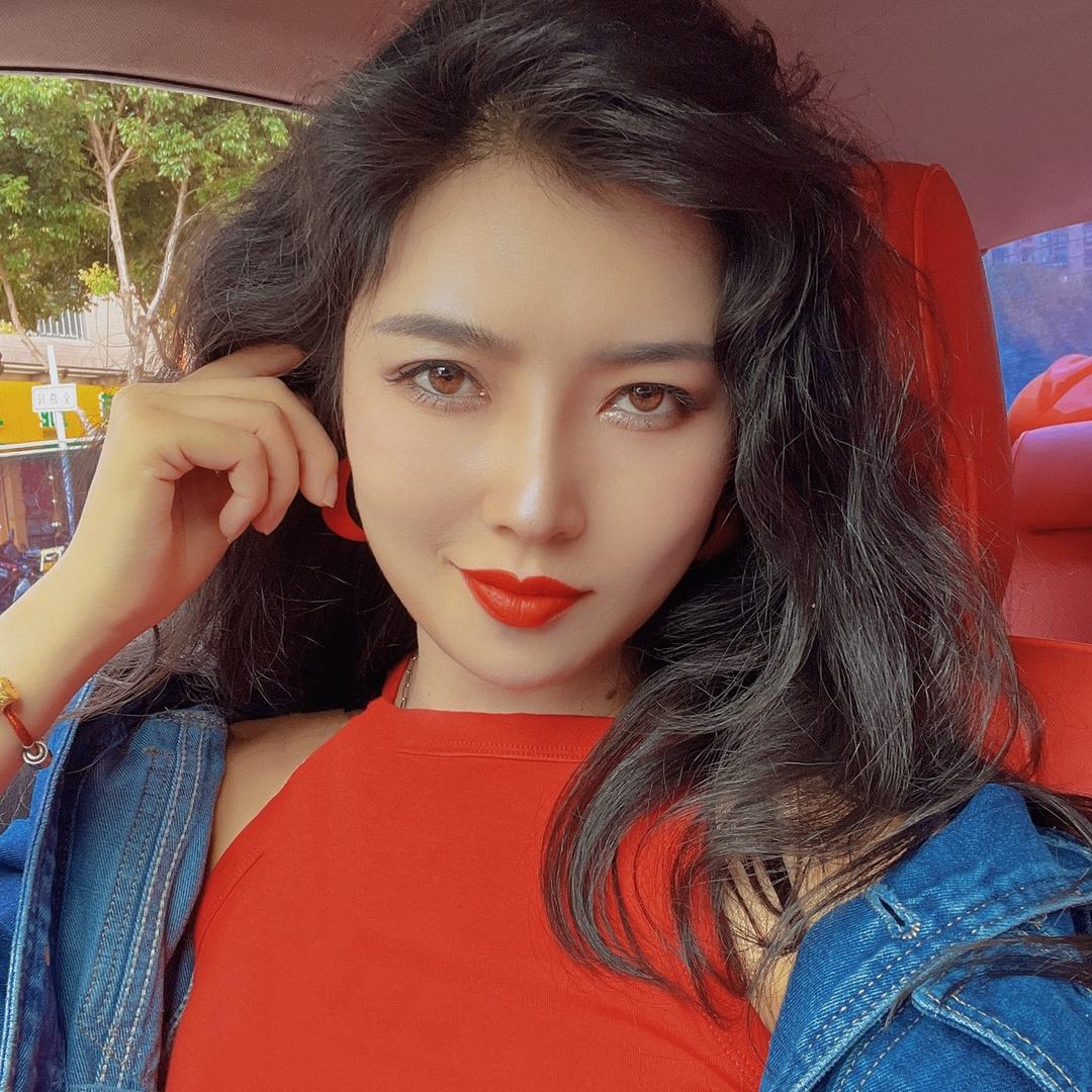 小郑姑娘