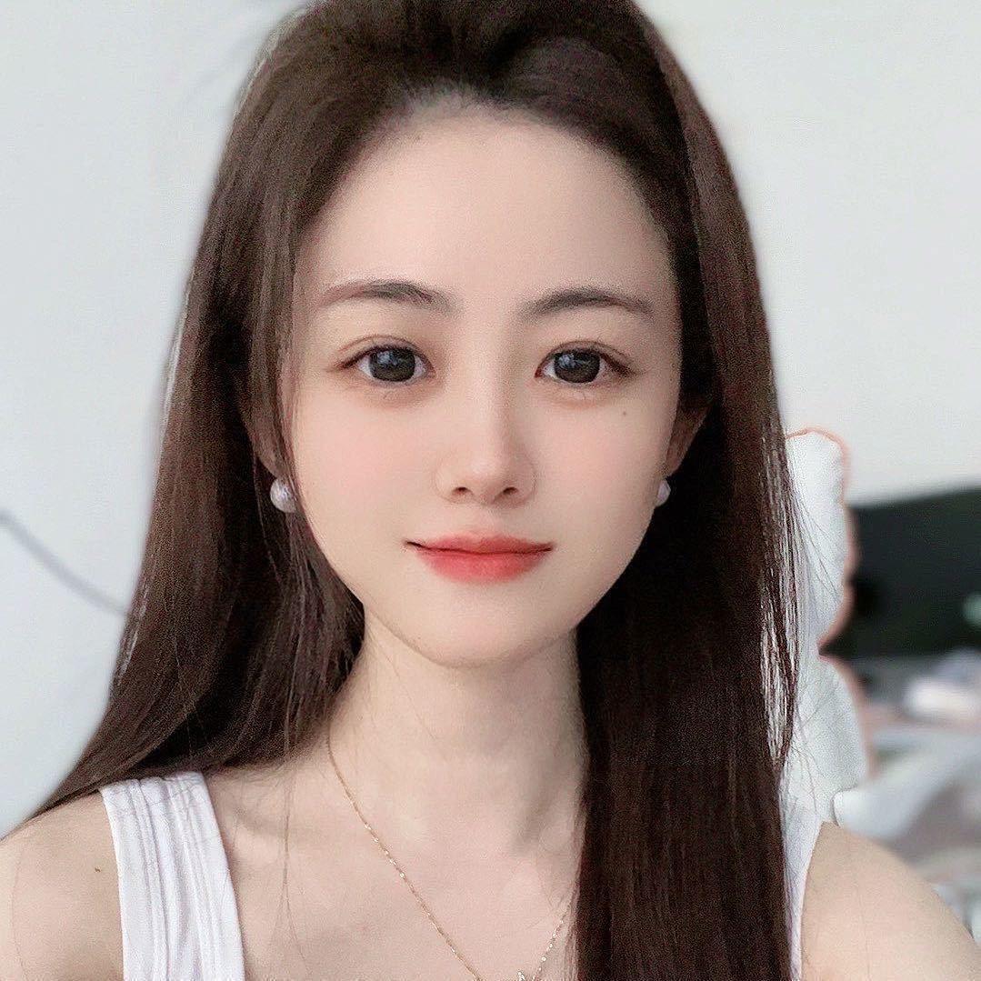 佳佳，