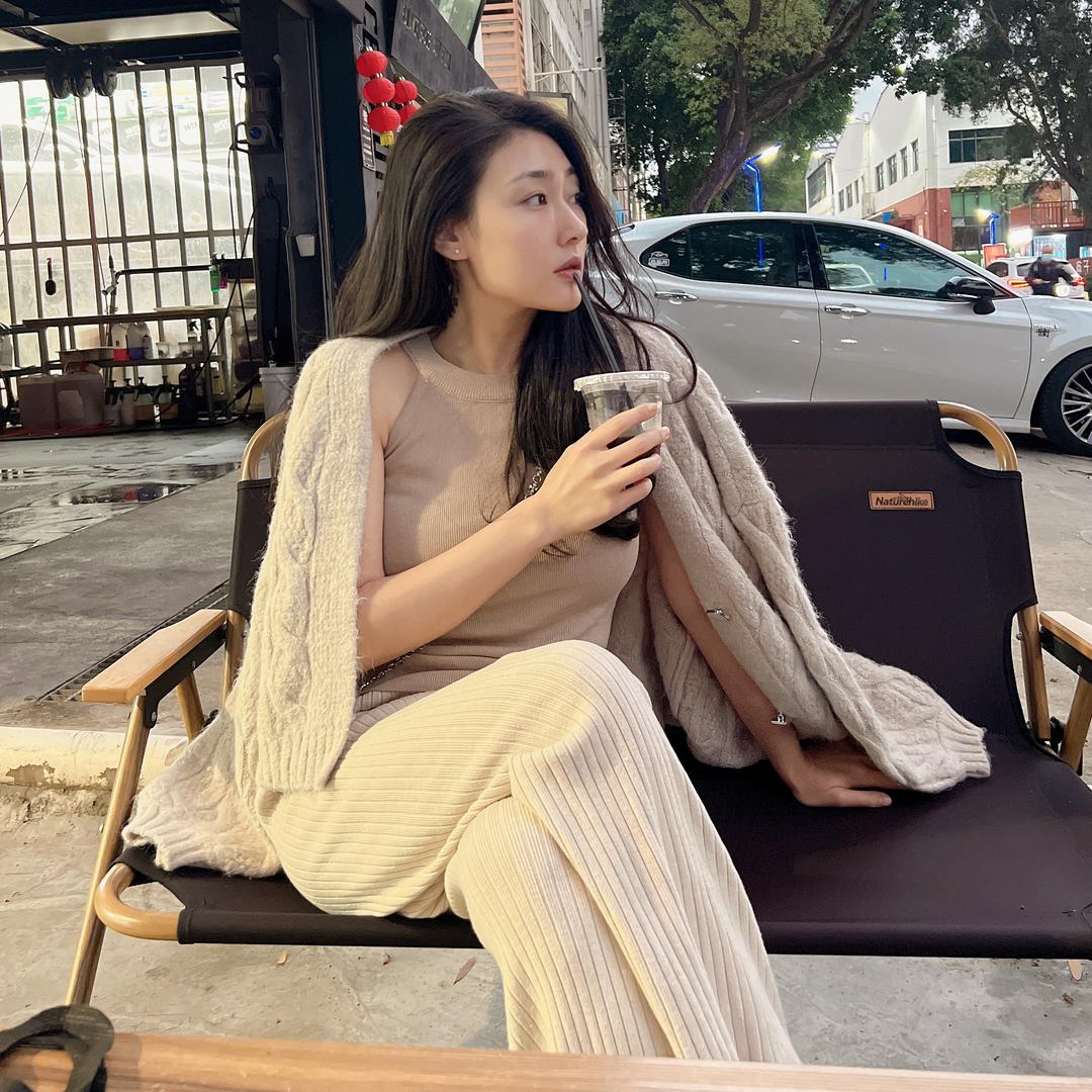 小刘巨爱美