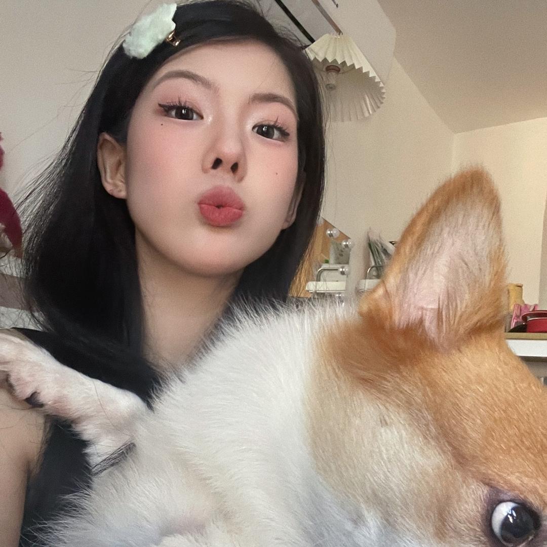 嘉迷丽子