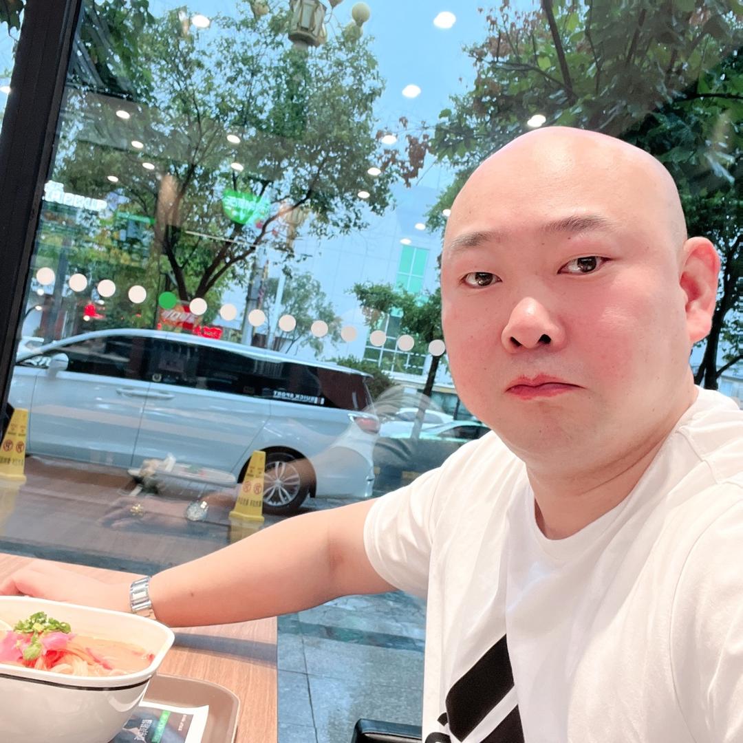 祥瑞胖子通讯科技