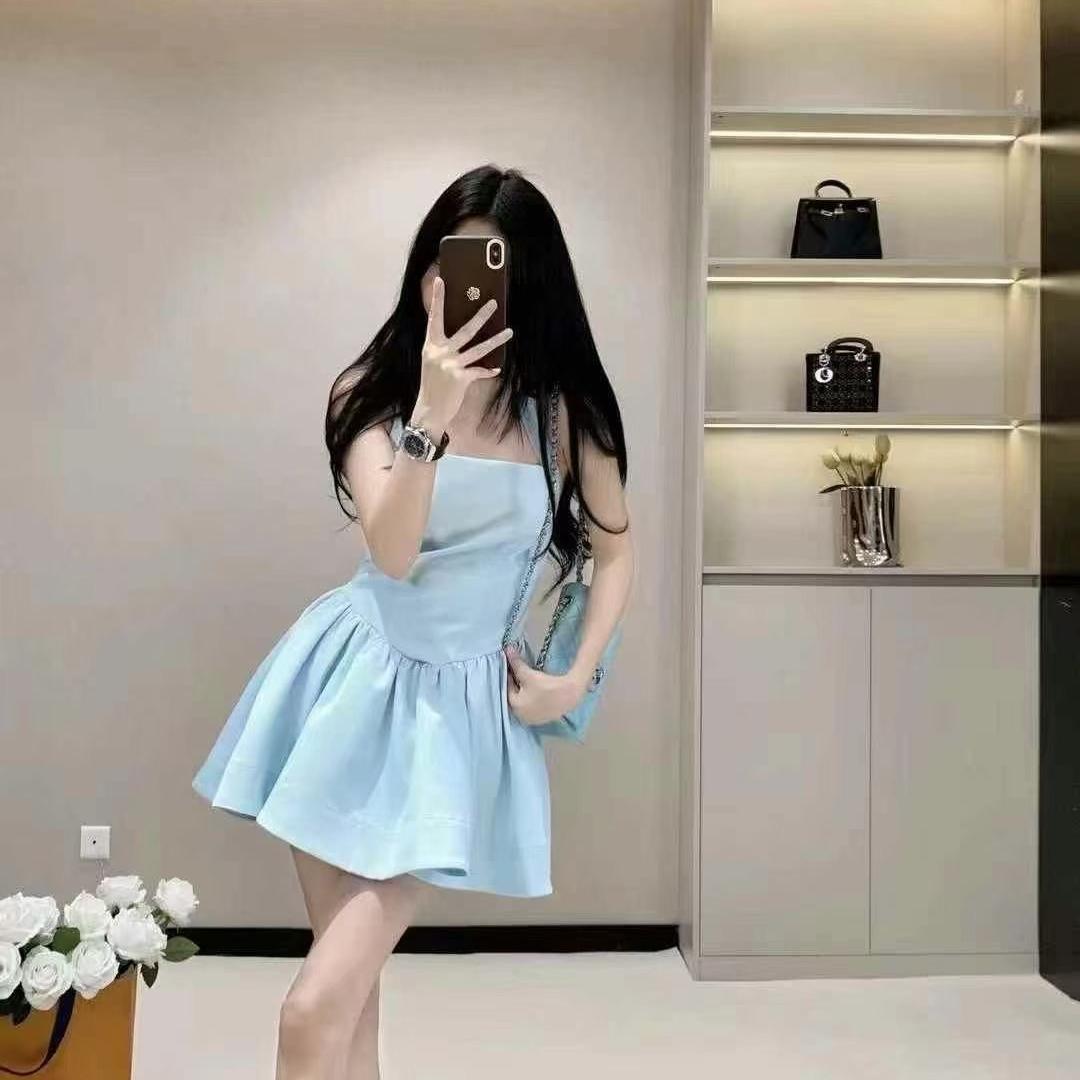 不晚服装店清