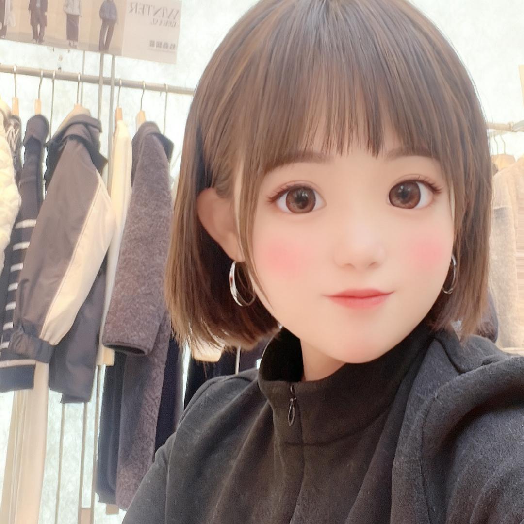 俪娅女装生活馆彩丽