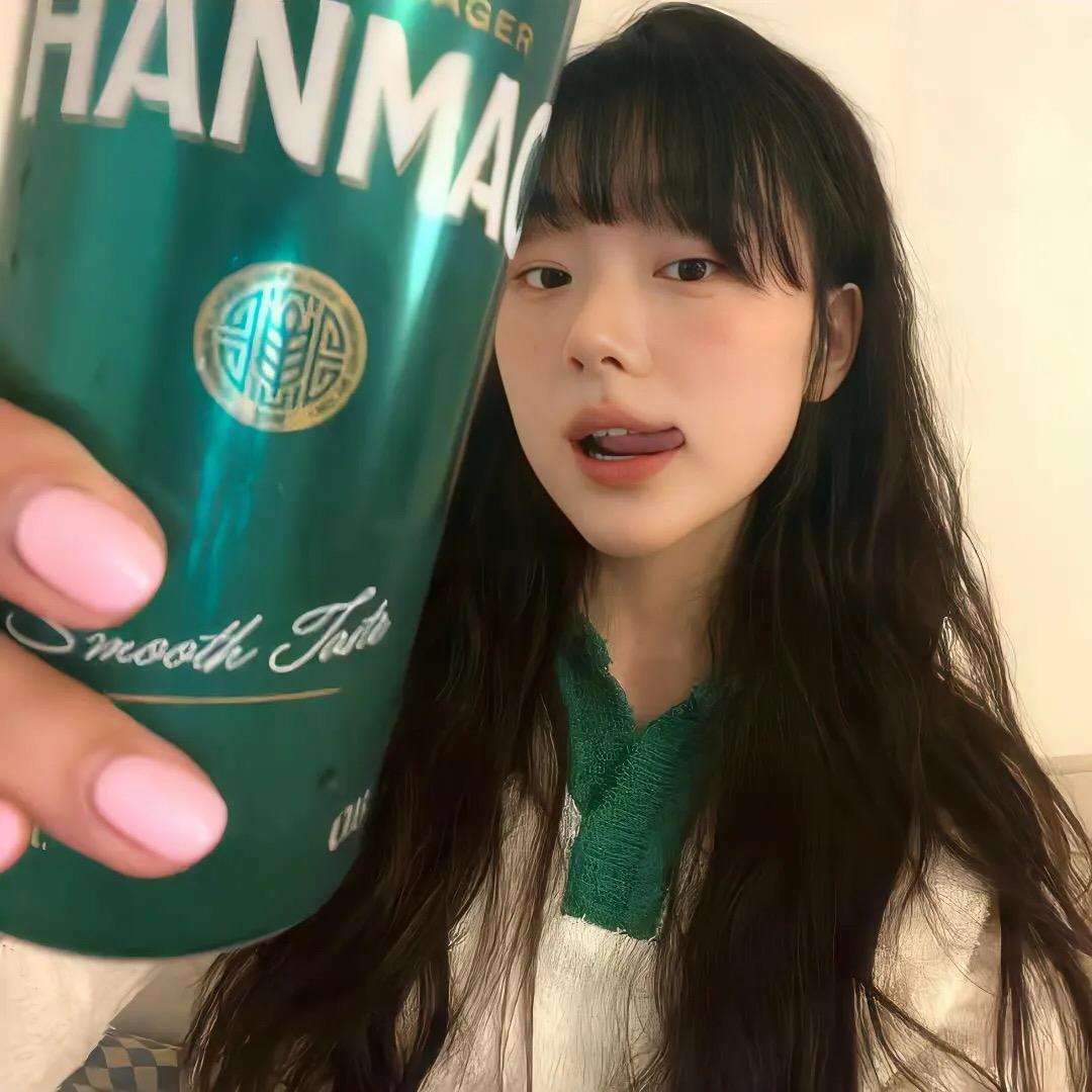 妍77.