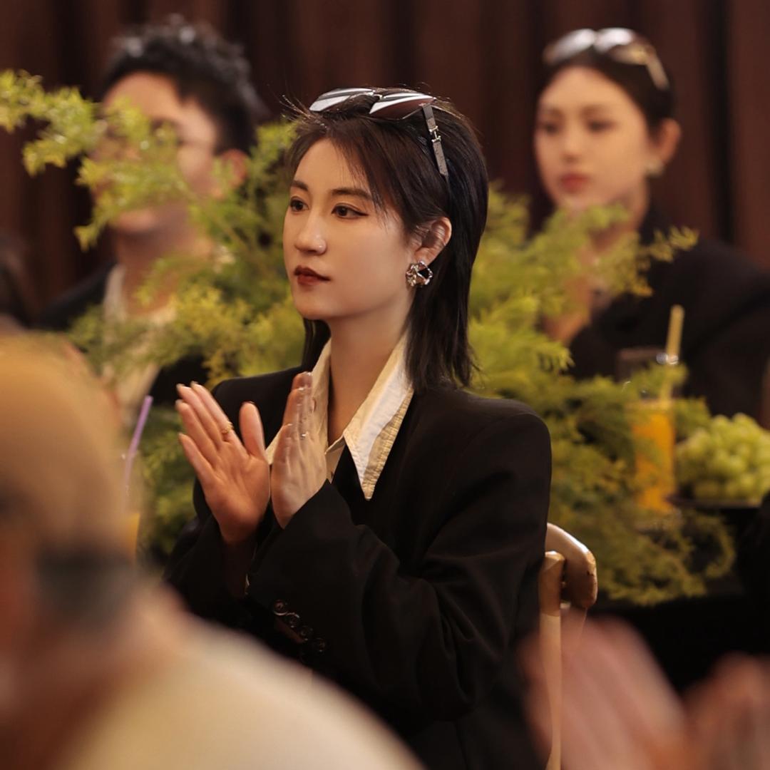 庞静婚纱技术总监香香老师