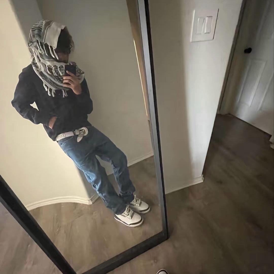 ✩