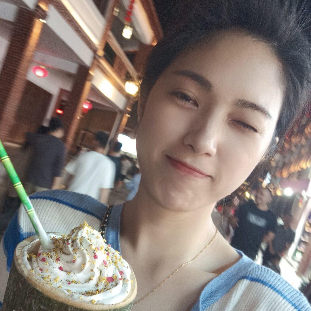 美伢家的三角梅