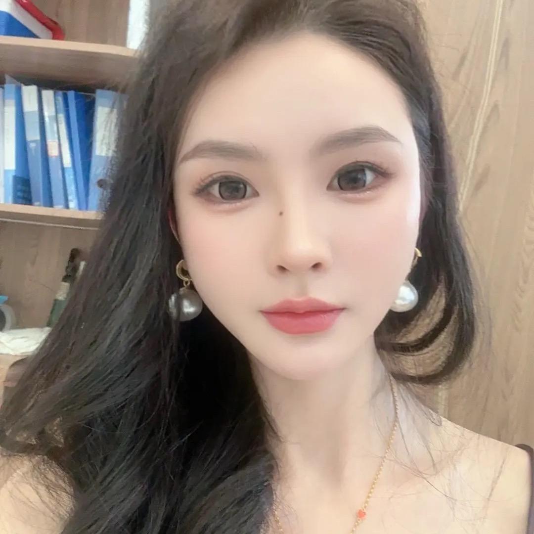 超有审美的菲菲