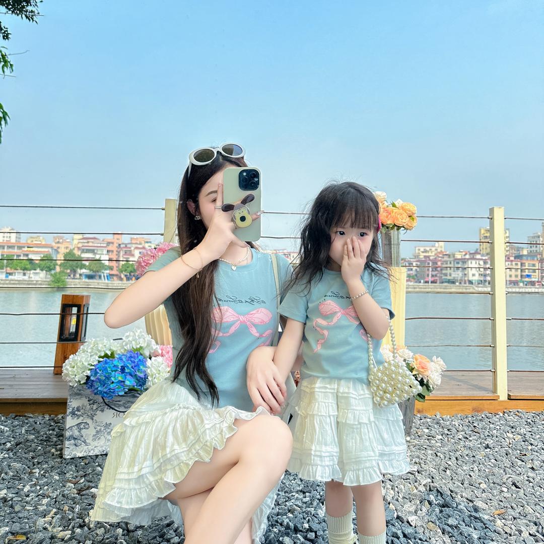 小樱桃婴童服装店
