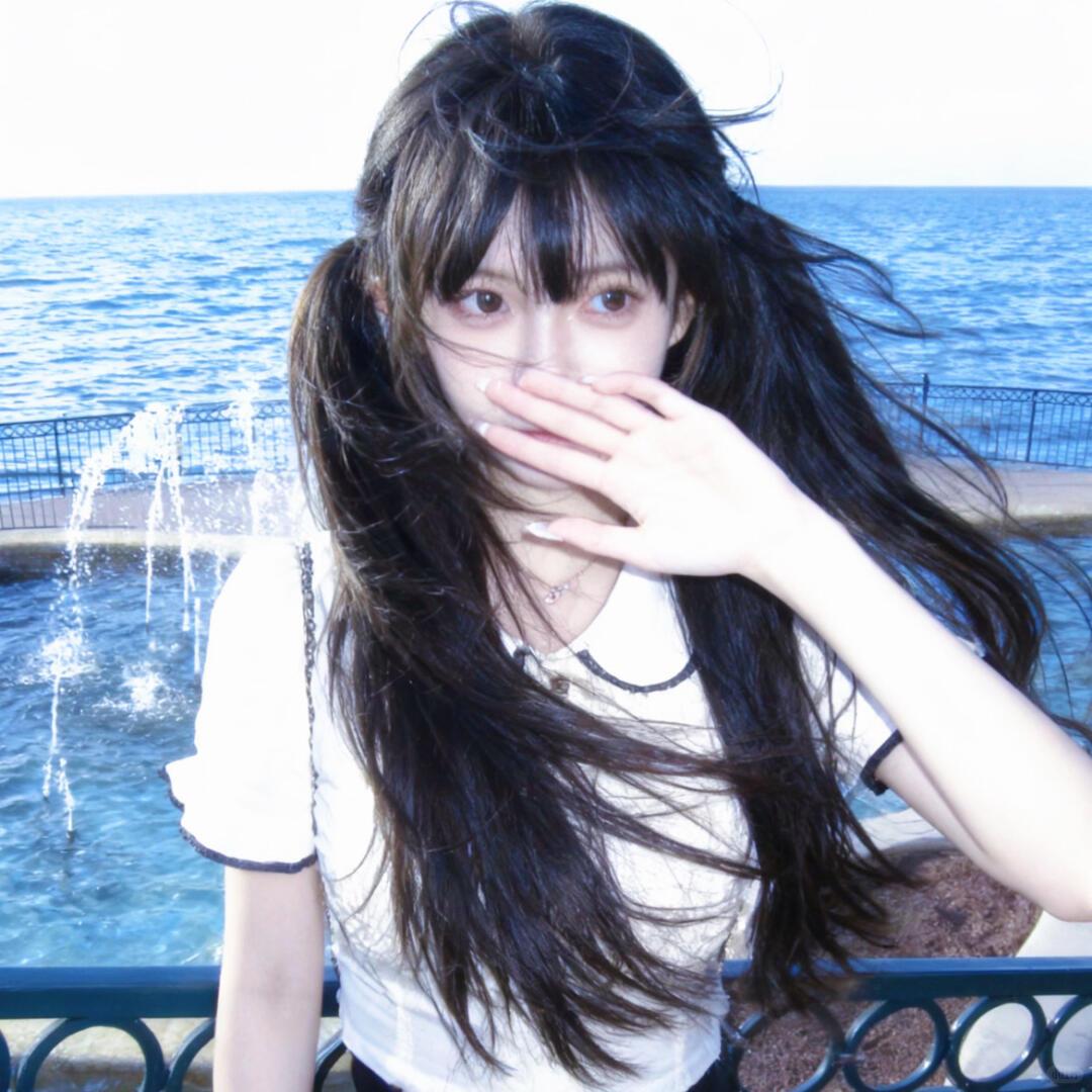 ෆ福布斯富婆桃桃酱