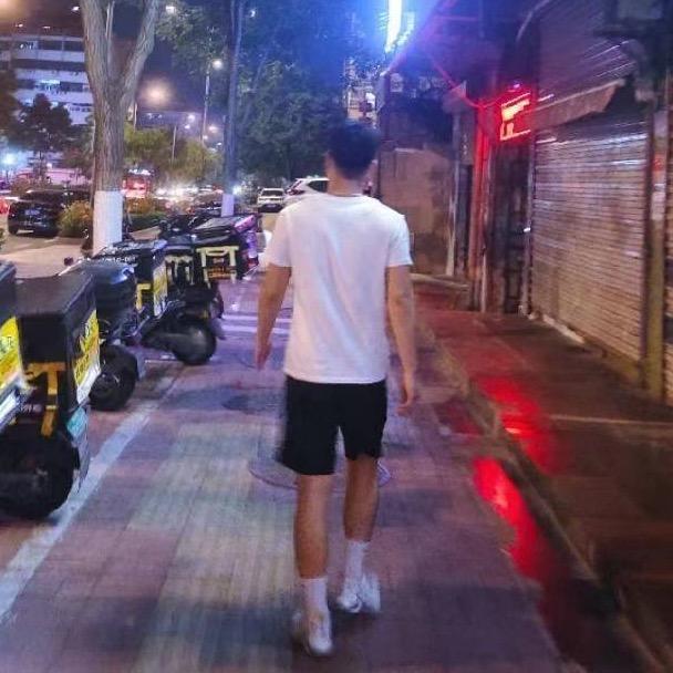 小蜜蜂，