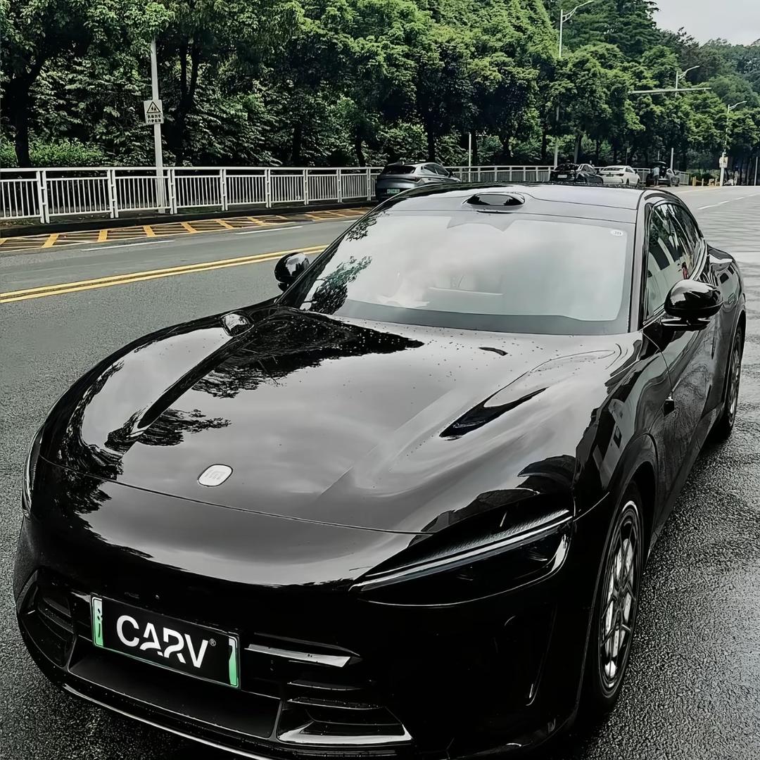 努力赚钱买yu7