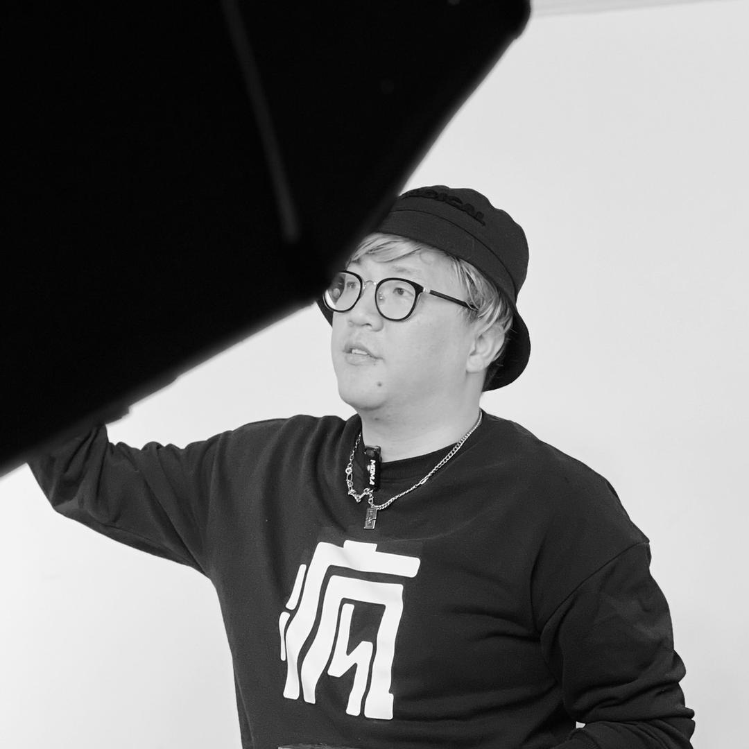 疯人设直播间设计