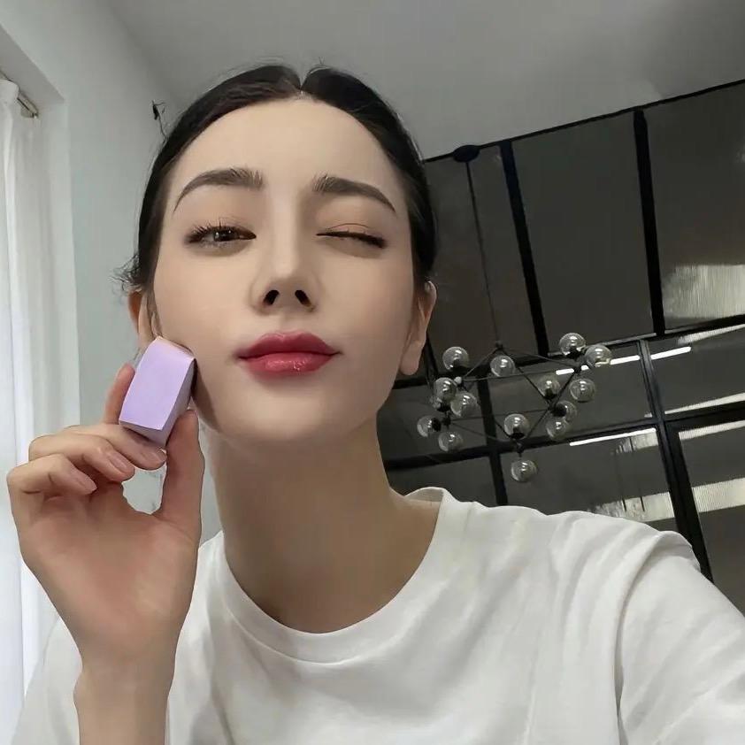 小鱼不吃🐟