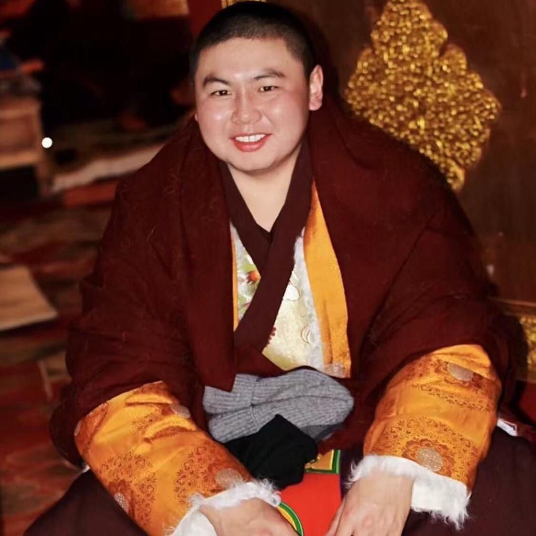 ཟླ་བ།～ 达瓦🙏