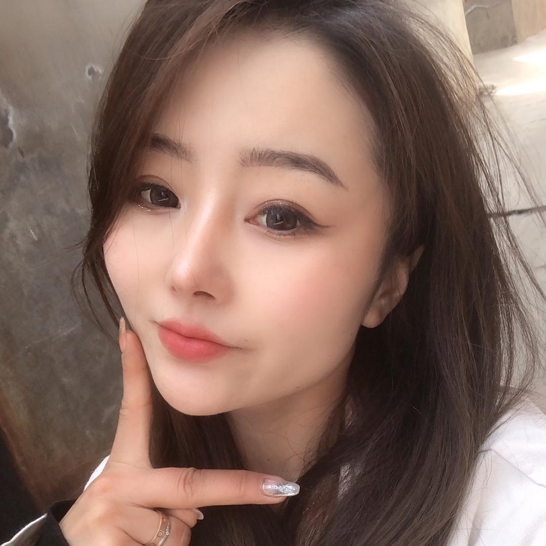 美甲美睫  云宝