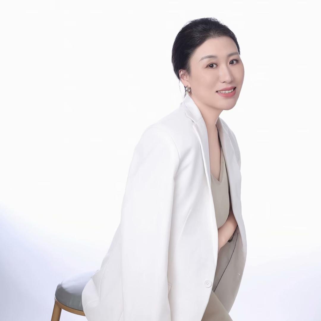 二手车金融老板娘