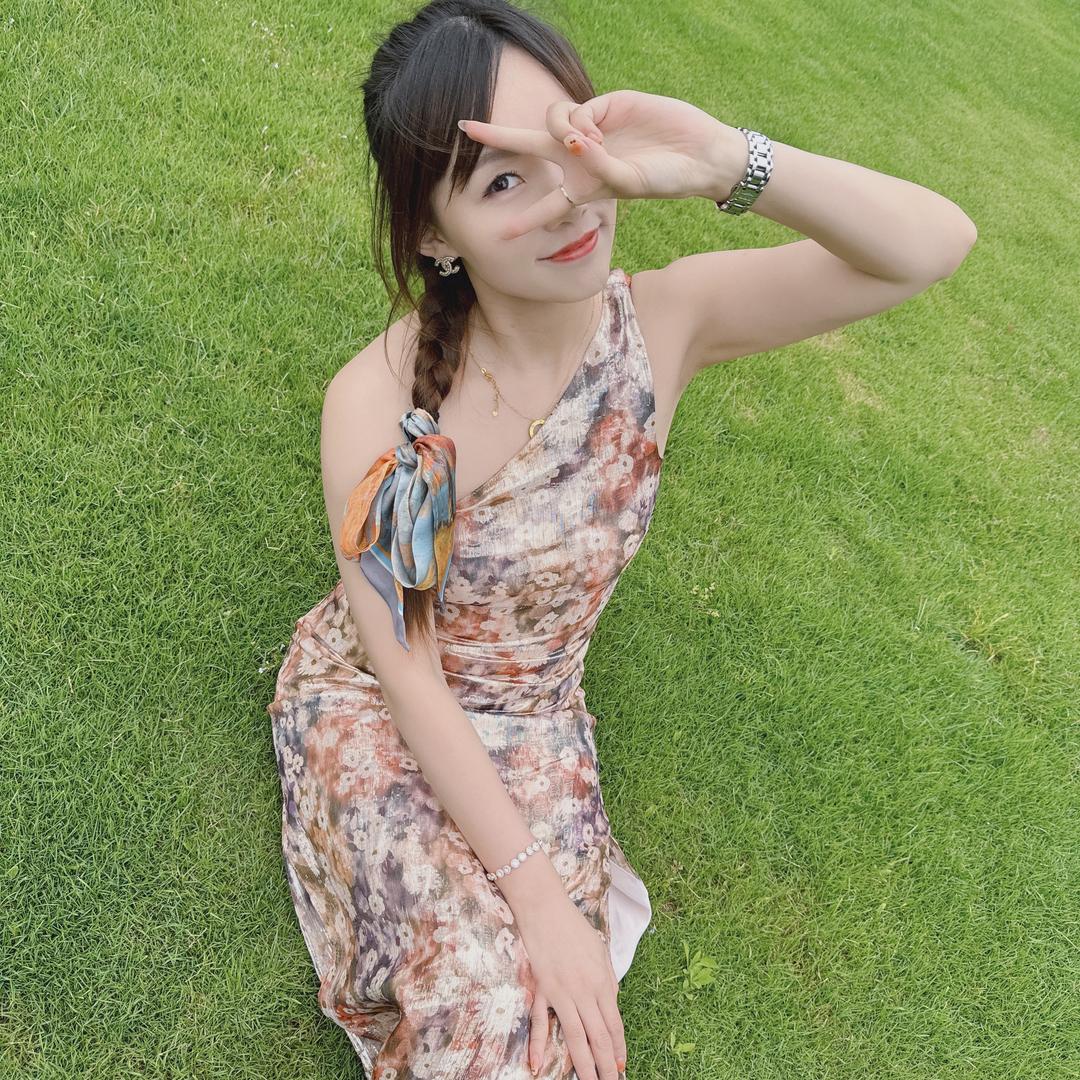 敏敏吖