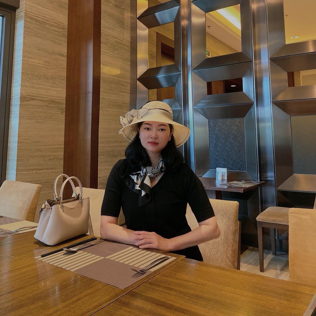金秋叶子