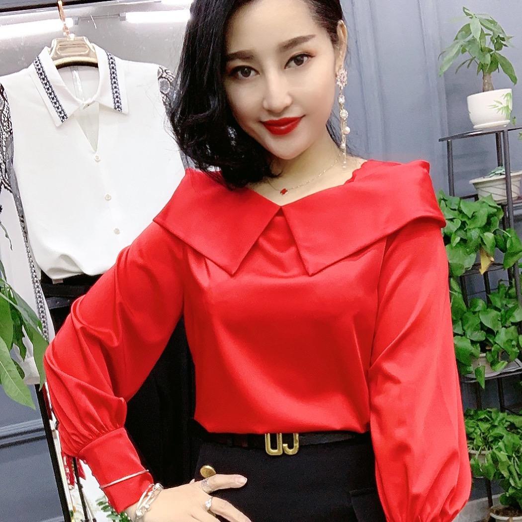 沈阳市浑南区一伊佳人服饰店