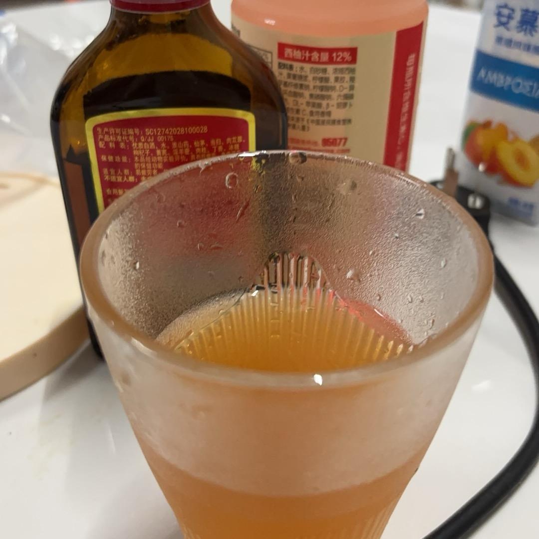 默默