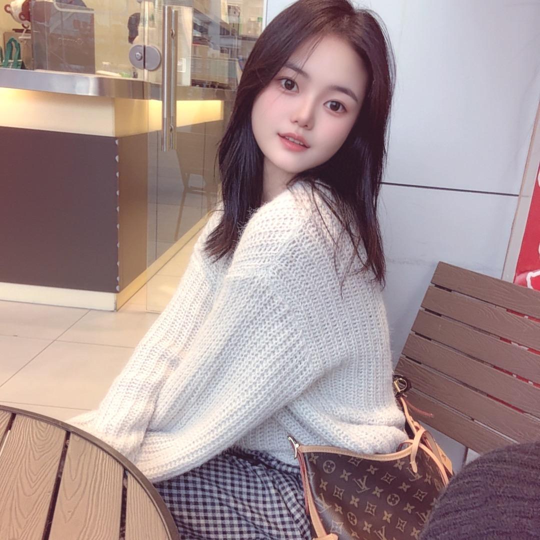 莓泥不行🧚‍♀️